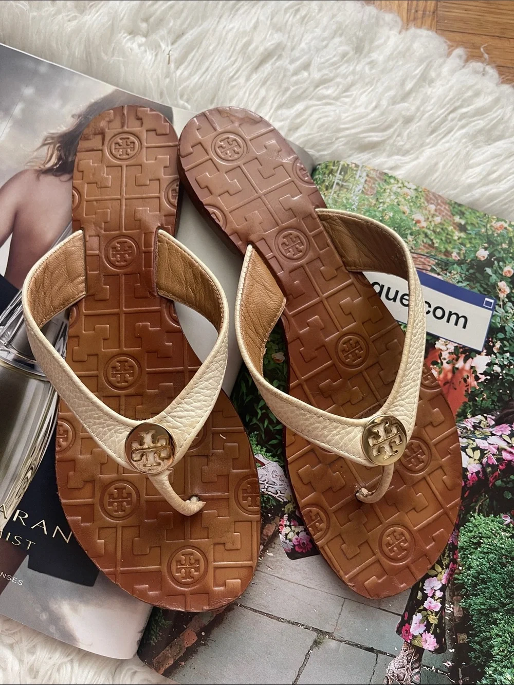 TORY BURCH Womens Thora Leather Flip Flop Thong Sandals